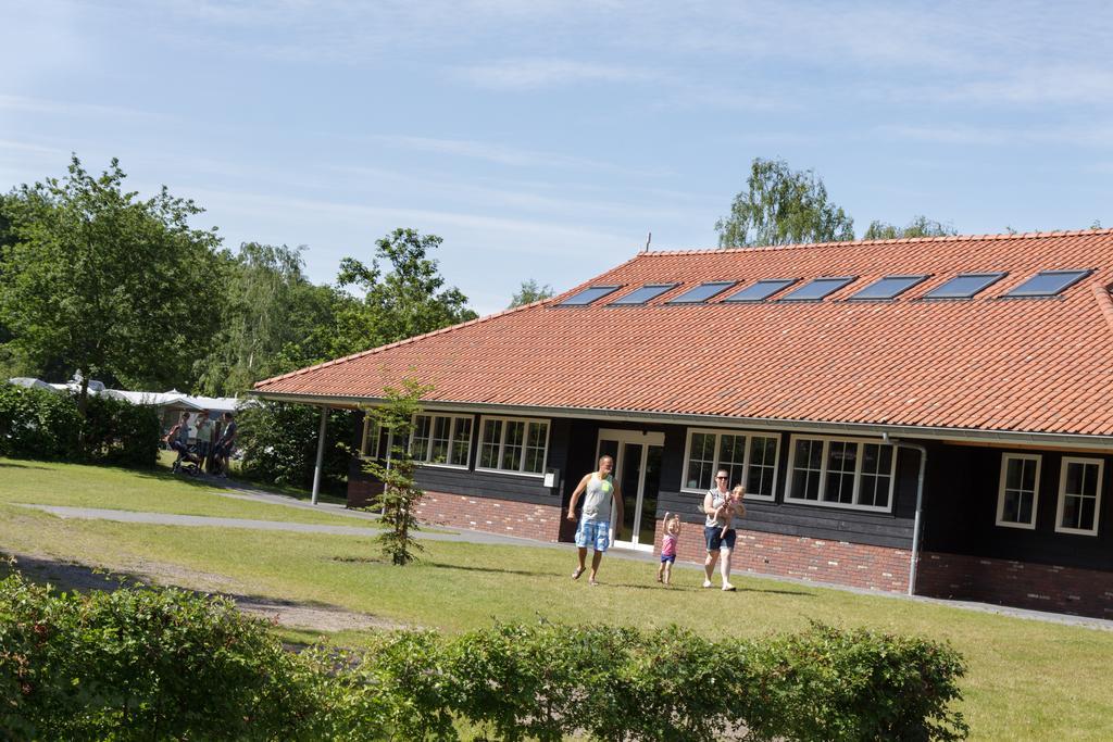 Familiecamping De Vossenburcht IJhorst Zimmer foto